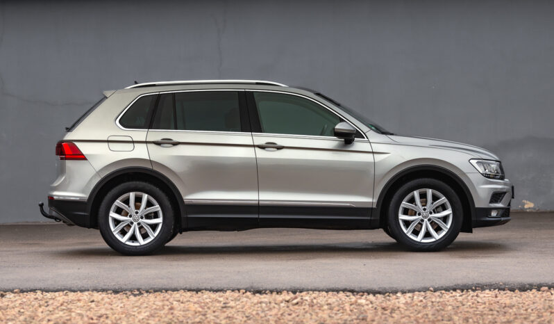 VW TIGUAN full