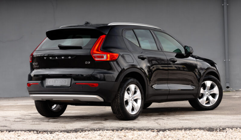 VOLVO XC40 full